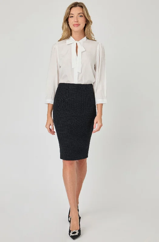 Seamless Fitted Bouclé Pencil Skirt